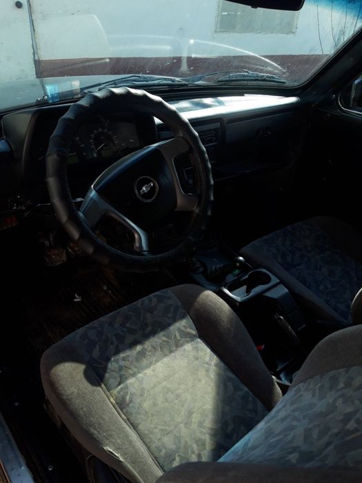 Нива сотилади 2014йил