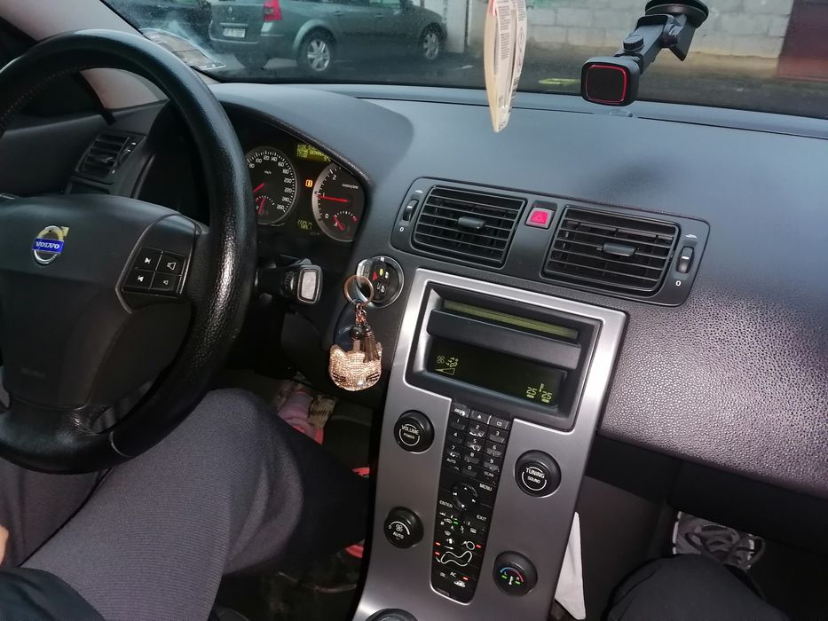 Vînd Volvo s40 2.0d