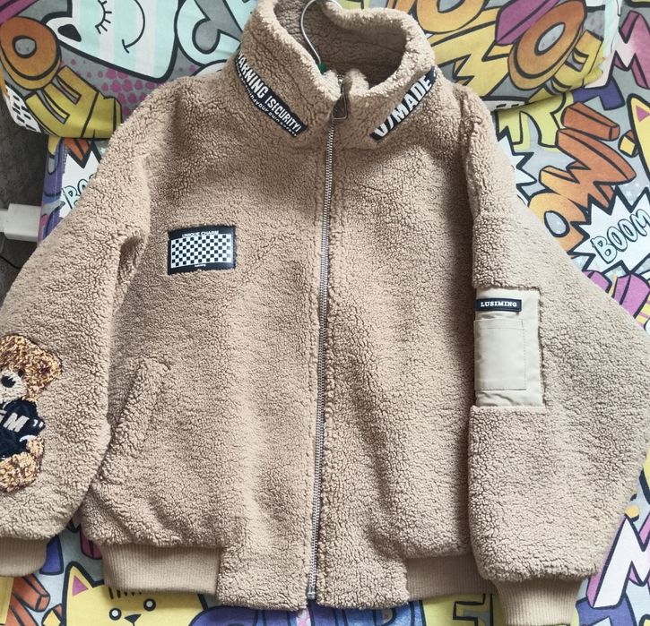 Куртка весенняя на девочку