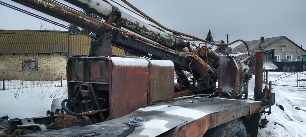 Продам ЗиЛ 131 Буровая Установка