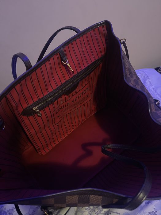 Geantă Louis Vuitton