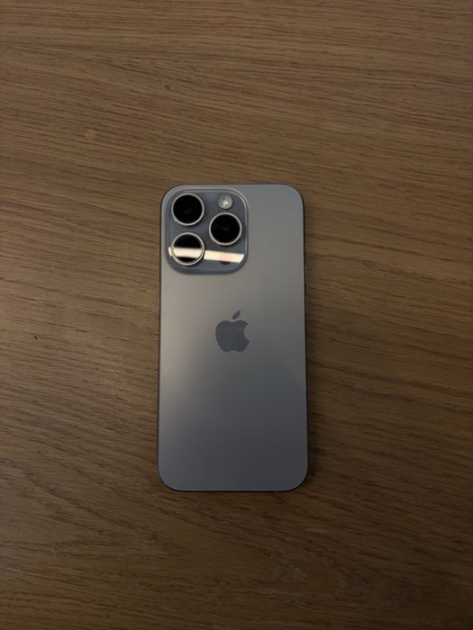 iPhone 15 pro 128 гб