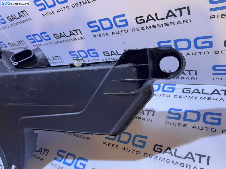 Corp Carcasa Admisie Filtru Aer BMW Seria 4 F32 F33 F36 F82 F83 418 420 425 2.0 D N47 2013 - Prezent Cod 8511655