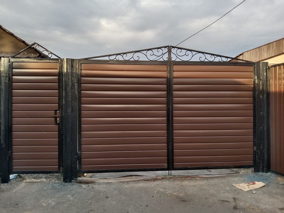 Заборы ворота лестнице перила
