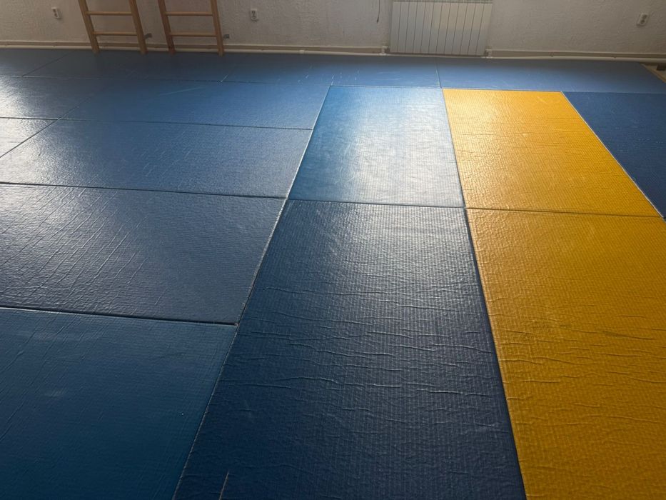 Продам татами (маты) в хорошем качестве