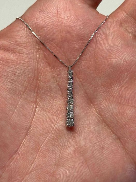 LANT + PANDANTIV AUR alb 18K + 10 Diamante = 0.72CT - VS1 - G - Deosebit !