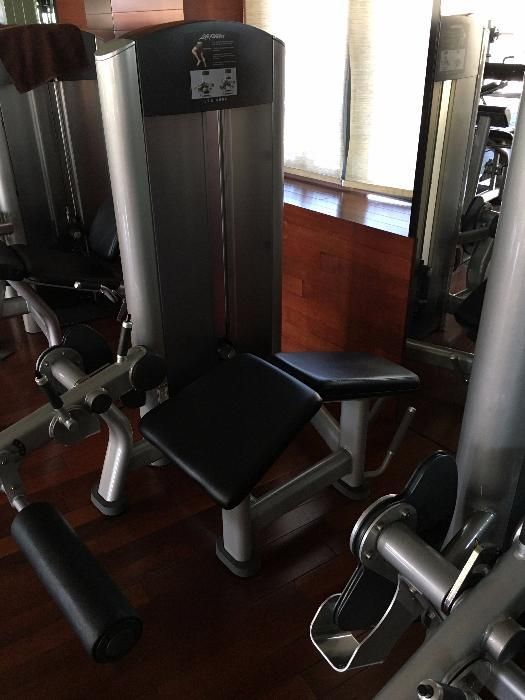 Фитнес уред Life Fitness Signature Series Leg Curl