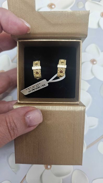 Серьги  золотые диор 585