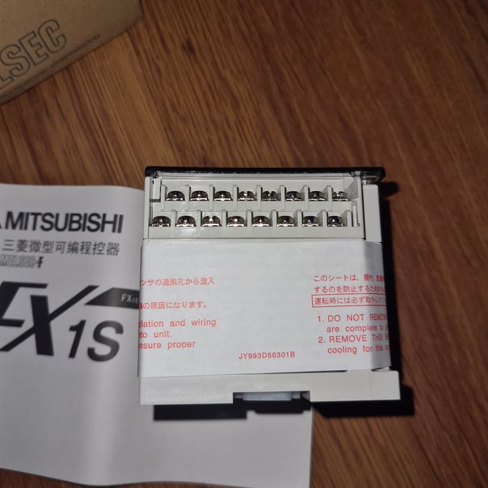 программируемый логический контроллер (ПЛК) Mitsubishi MELSEC FX1S-20M