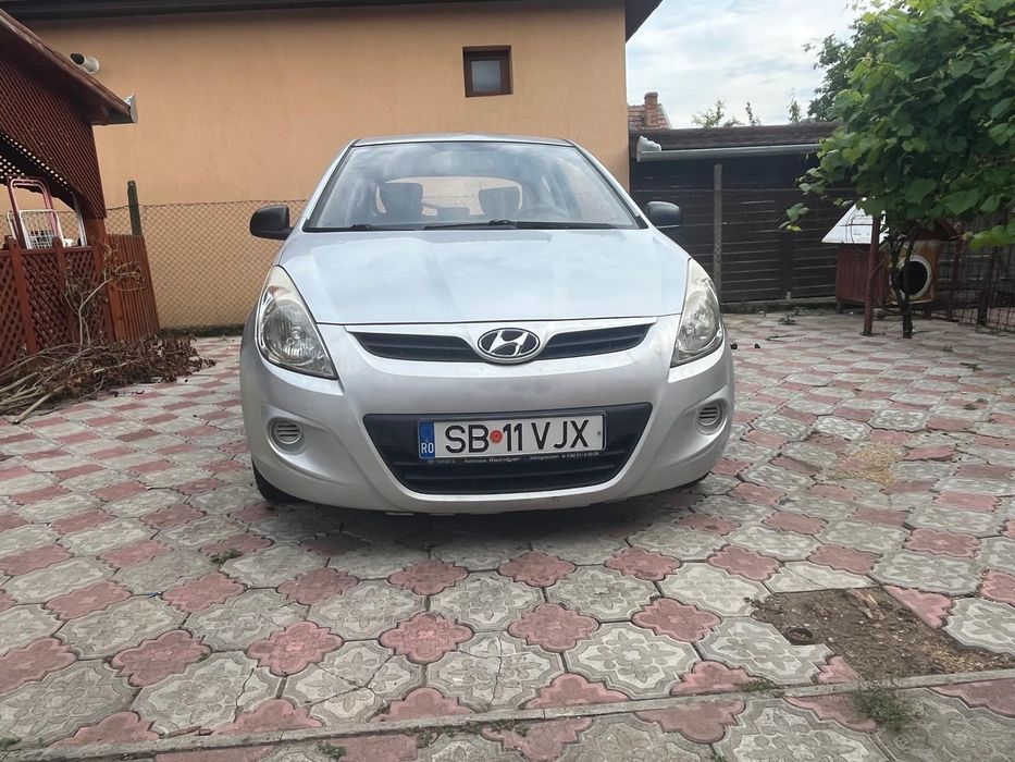 HYUNDAI i20 2011 — imagine 2