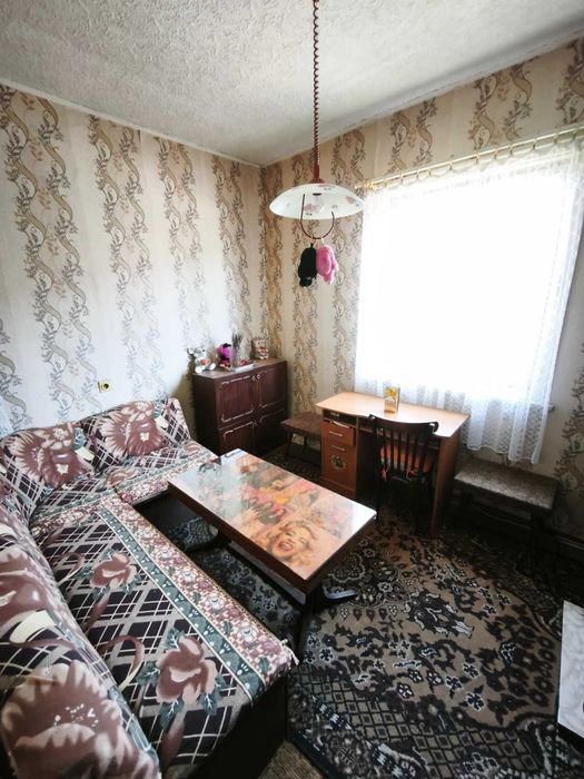 Продавам къща близнак в гр. Перник кв. Ралица