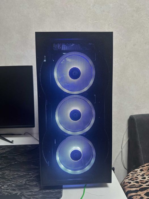 Продам Системный Блок Corei7