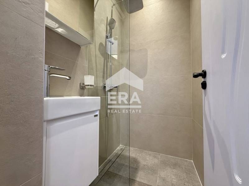 Продава се Тристаен апартамент в София, Център - 87 кв.м за 2902 €/кв.м - Снимка #10