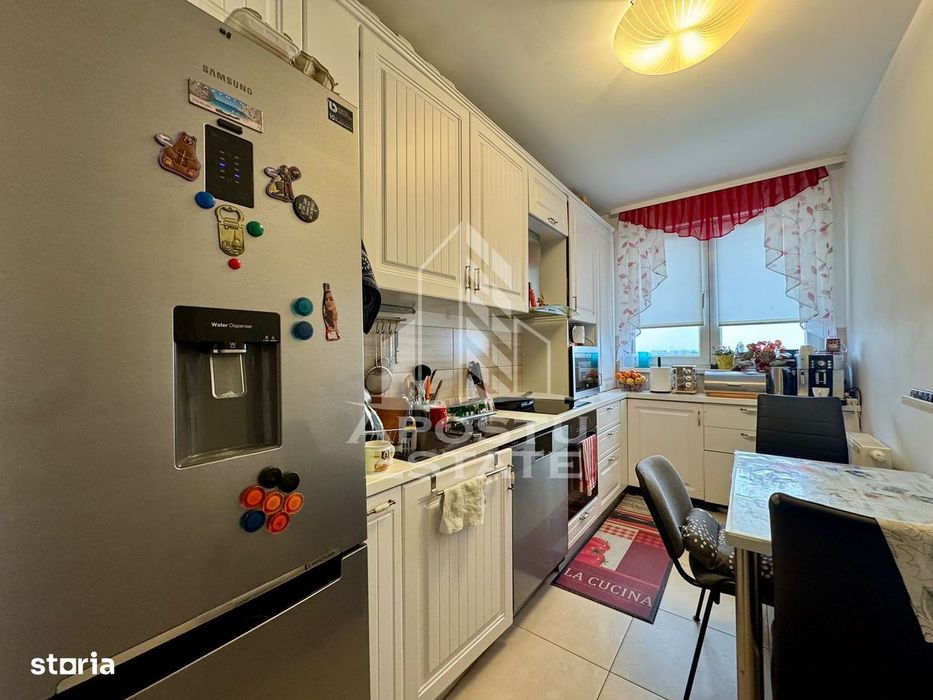 Apartament cu 3 camere, de vanzare, zona Lipovei, Timisoara — fotografia 3