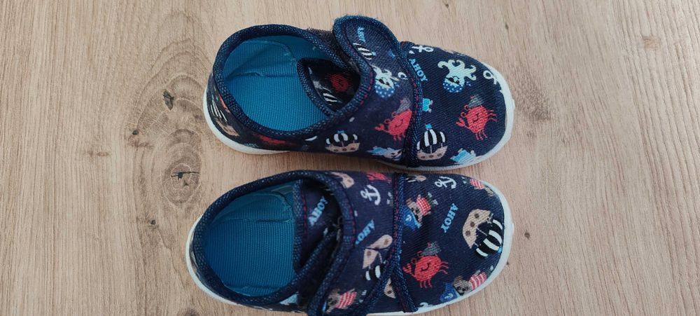 Детски пантофки Superfit