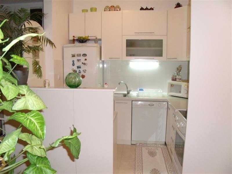 Дава се под наем Двустаен апартамент в Бургас, Център - 60 кв.м за 198.9 € - Снимка #5