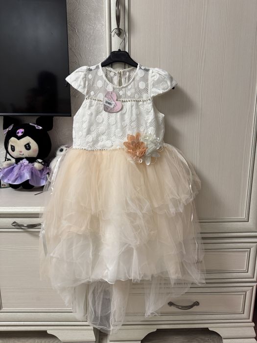 продам платье детское