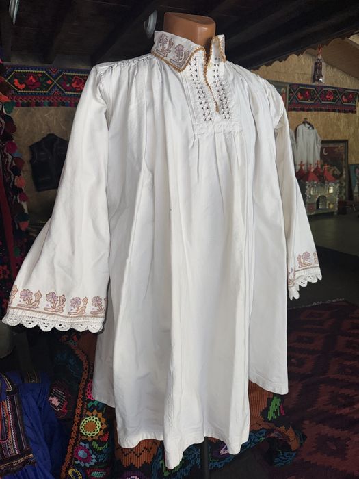 Camasi traditionale autentice romanesti vechi