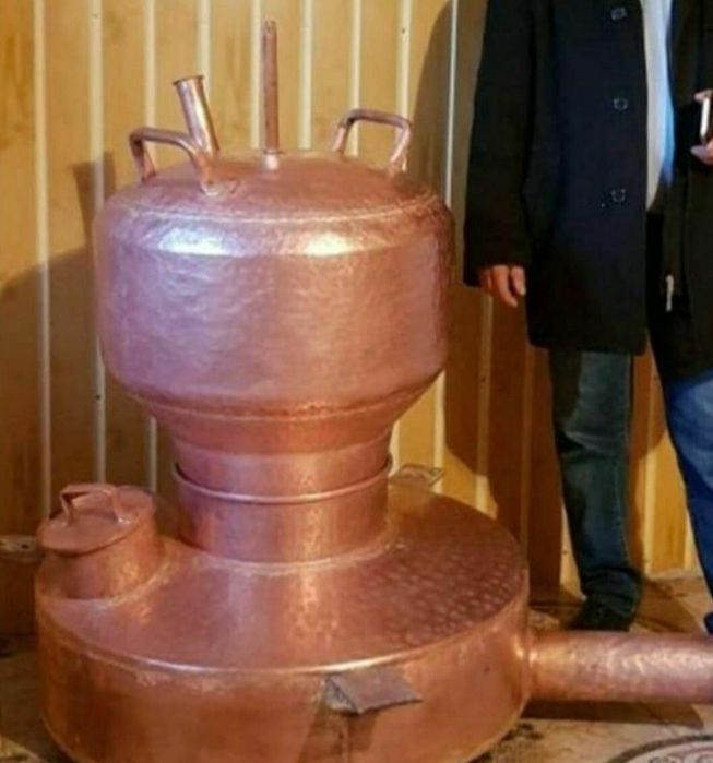 Vând cazan de făcut tuica din cupru alimentar de 120litri din cupru al