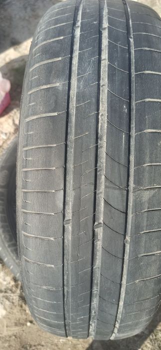 Продам б/у летние шины