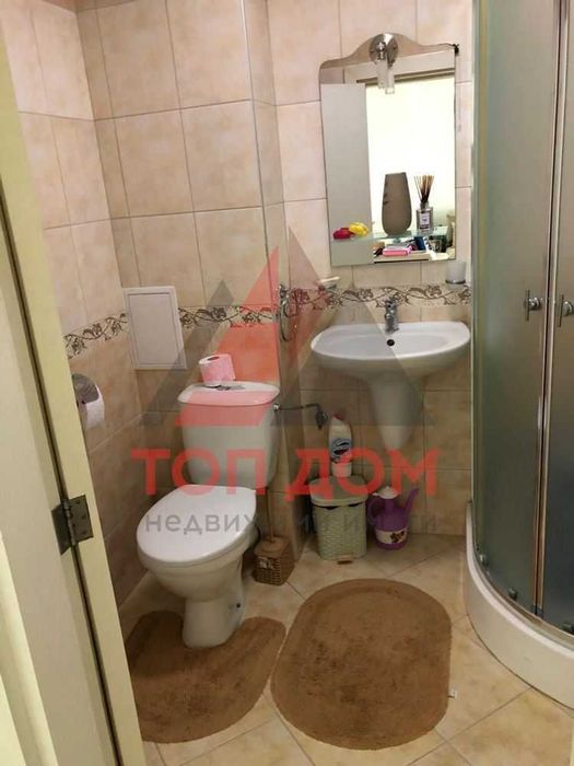 Дава се под наем Четиристаен апартамент в Варна, м-т Траката - 150 кв.м за 918 € - Снимка #10