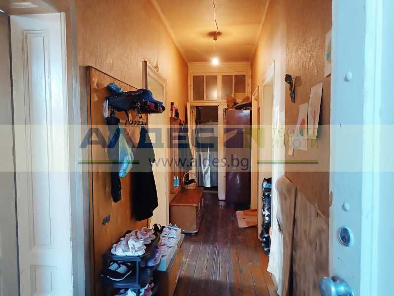 Продава се Етаж от къща в София, Център - 180 кв.м за 1889 €/кв.м - Снимка #9