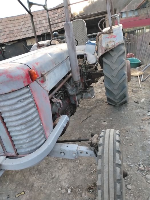 Tractor mase Ferguson