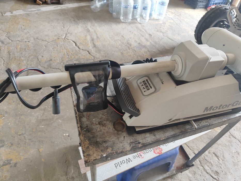 Продавам i pilot Motor guide X 3
