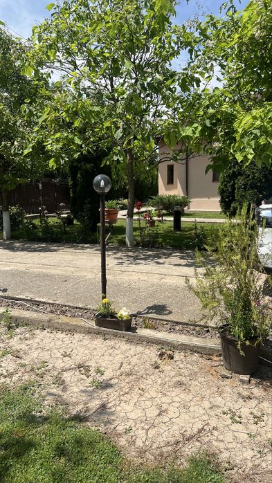 Casă de vânzare – 3 dormitoare, teren 1200 mp – Gherghița, Prahova