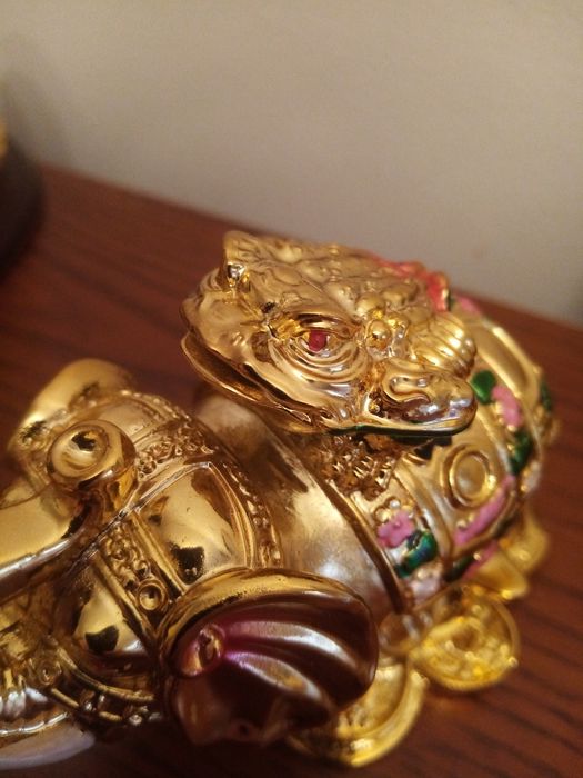 Статуэтка Слон с жабой