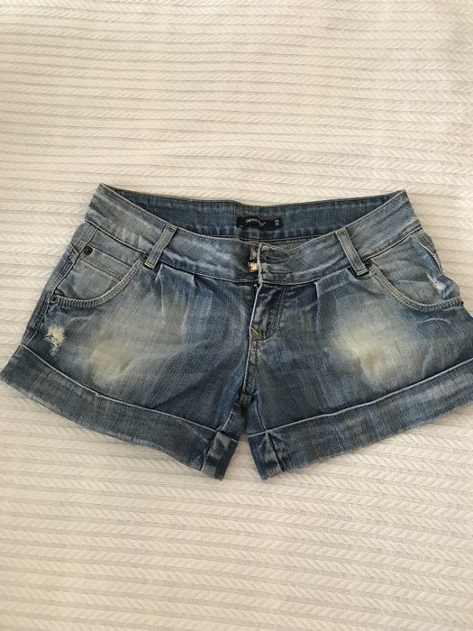 Продам шорты 2 пары за 3000