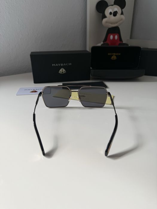 Слънчиви очила MAYBACH
