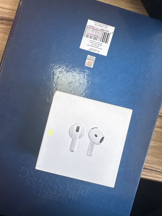 Наушники airpods 4 оригинал