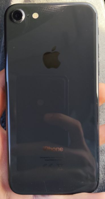 Vand Iphone 8 pentru piese