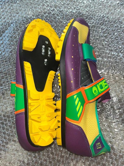 Pantofi "retro" pentru ciclism, noi, marime 45