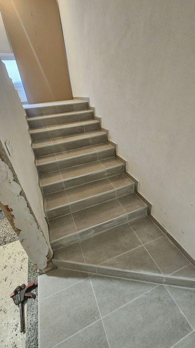 Лепене на стъпала , Камъни , Плочки , Шпакловка