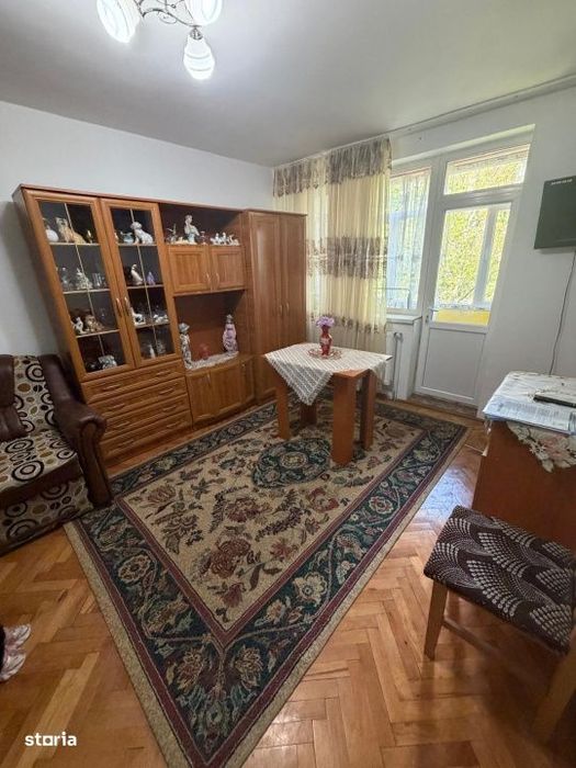 Apartament 2 camere decomandat , et 1 pentru inchiriere, centru Filias