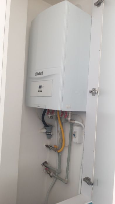 Дава се под наем Двустаен апартамент в Разград, Орел - 64 кв.м за 348.84 € - Снимка #14