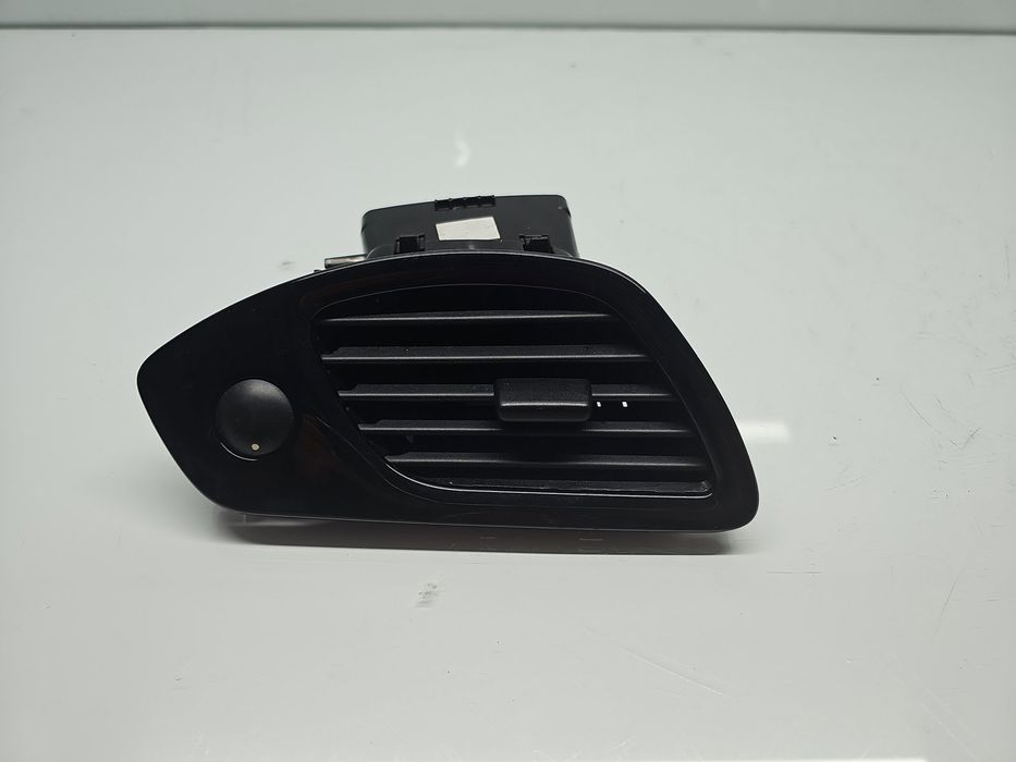 Grila aerisire stanga Renault Scenic 3 (J95) Facelift [Fabr 2009-2015