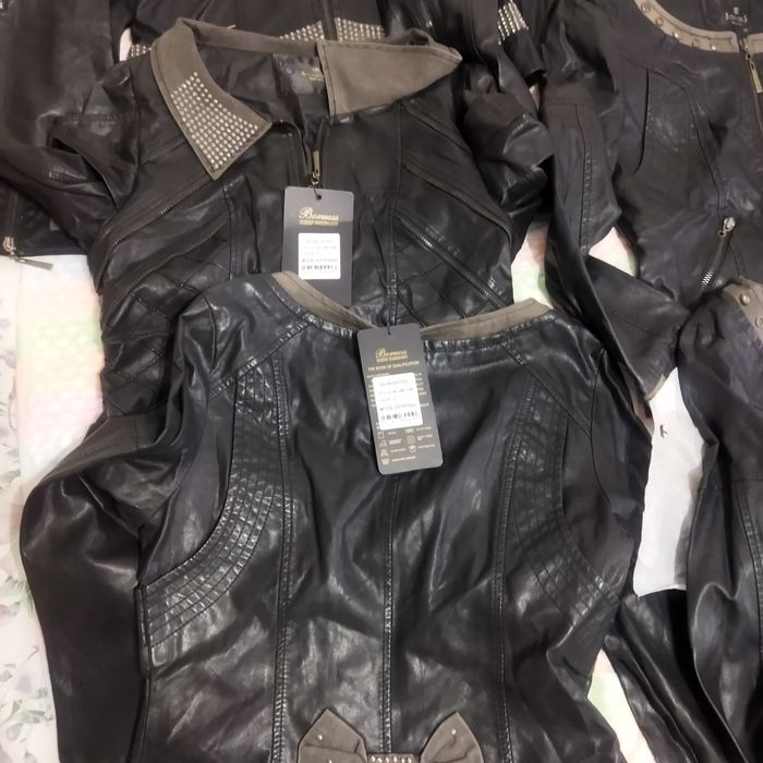 Продам почти даром