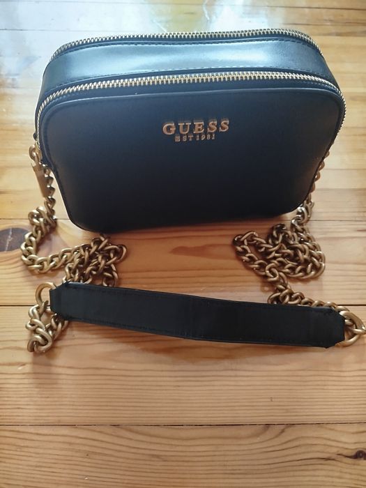 Дамска чанта Guess
