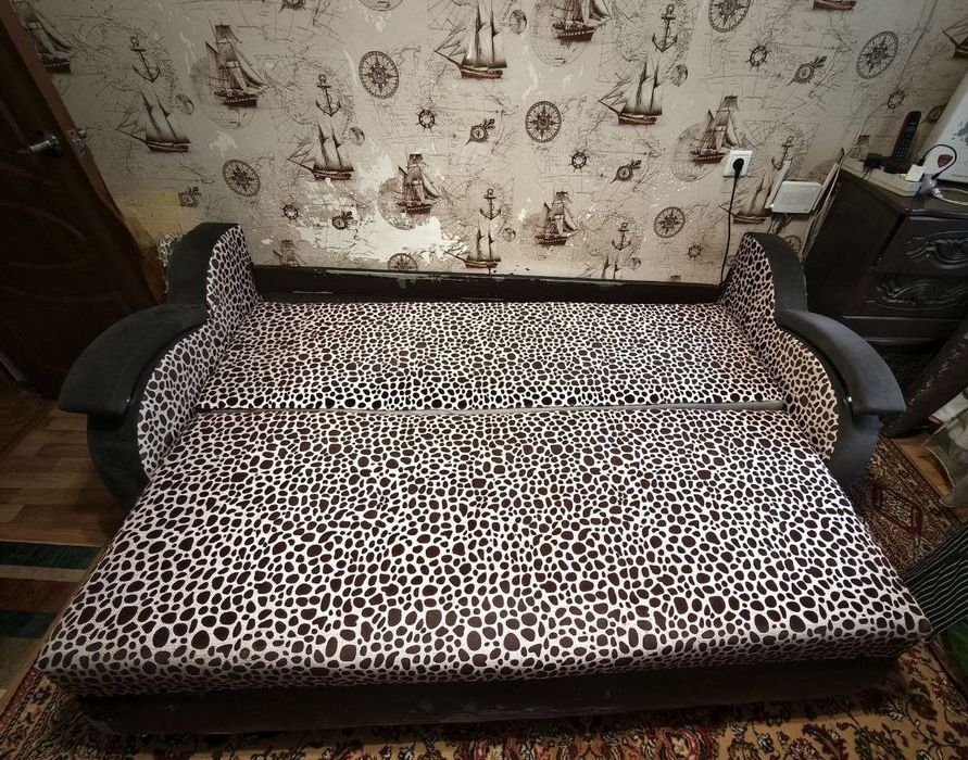 Продам диван 2хспальный