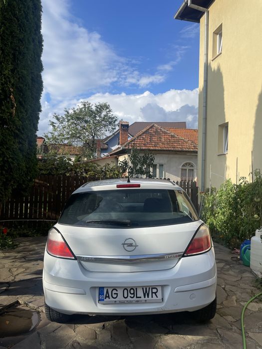 Vand Opel astra H 1.7 CDTI avariat