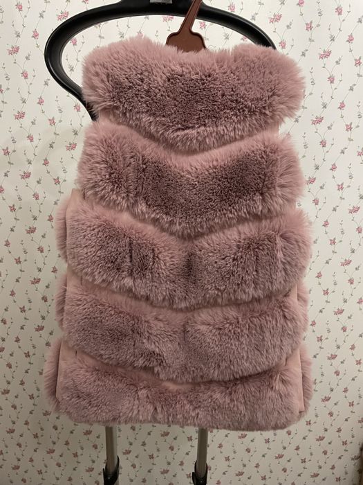 Продам жилетку .