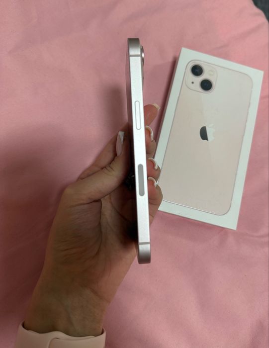 Срочно продам iphone 13/ 128 гб