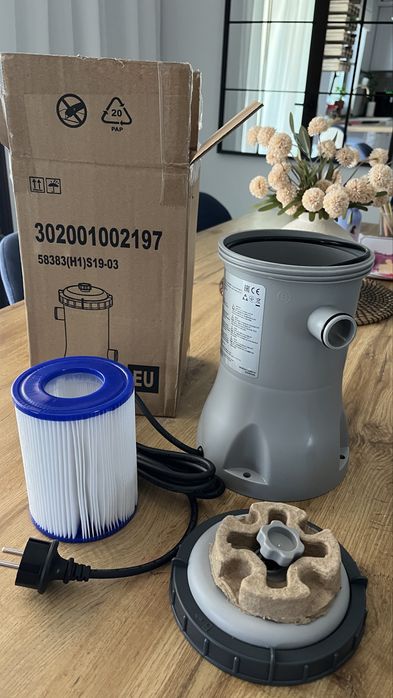 Pompa cu filtru-nou