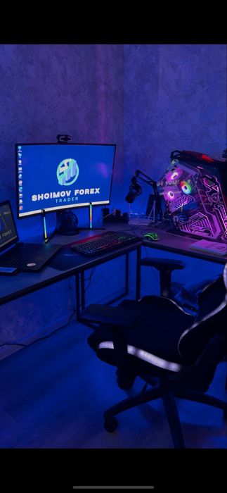 Kompyuter sotiladi faqat keys