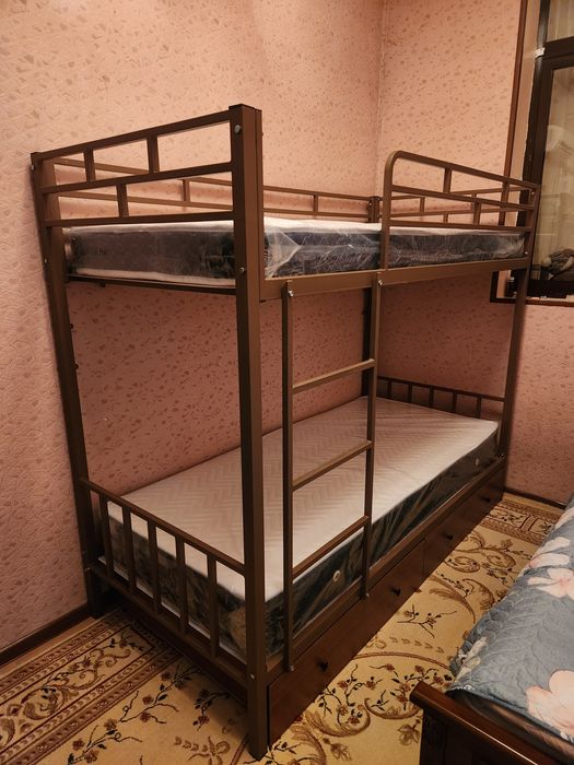 Металлические двухъярусная кровать. Икки каватли кровать
