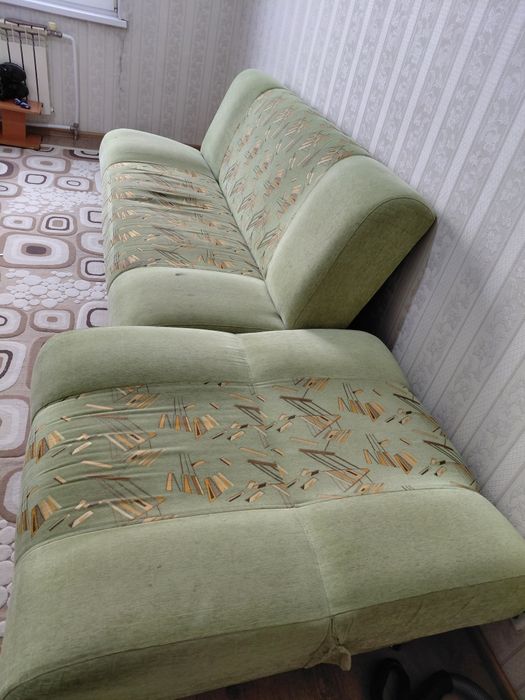 Диван. Отдам даром