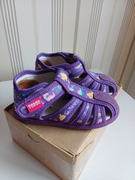 Пантофи 24 Todor момиче